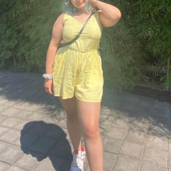 hnm romper - Picture 3 of 3